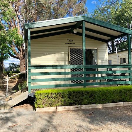 Tatura Cabin & Caravan Park Exterior foto
